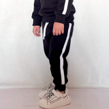 Cozy Fleece Black Sweatshirt & Sweatpants Set - Active Winter Set