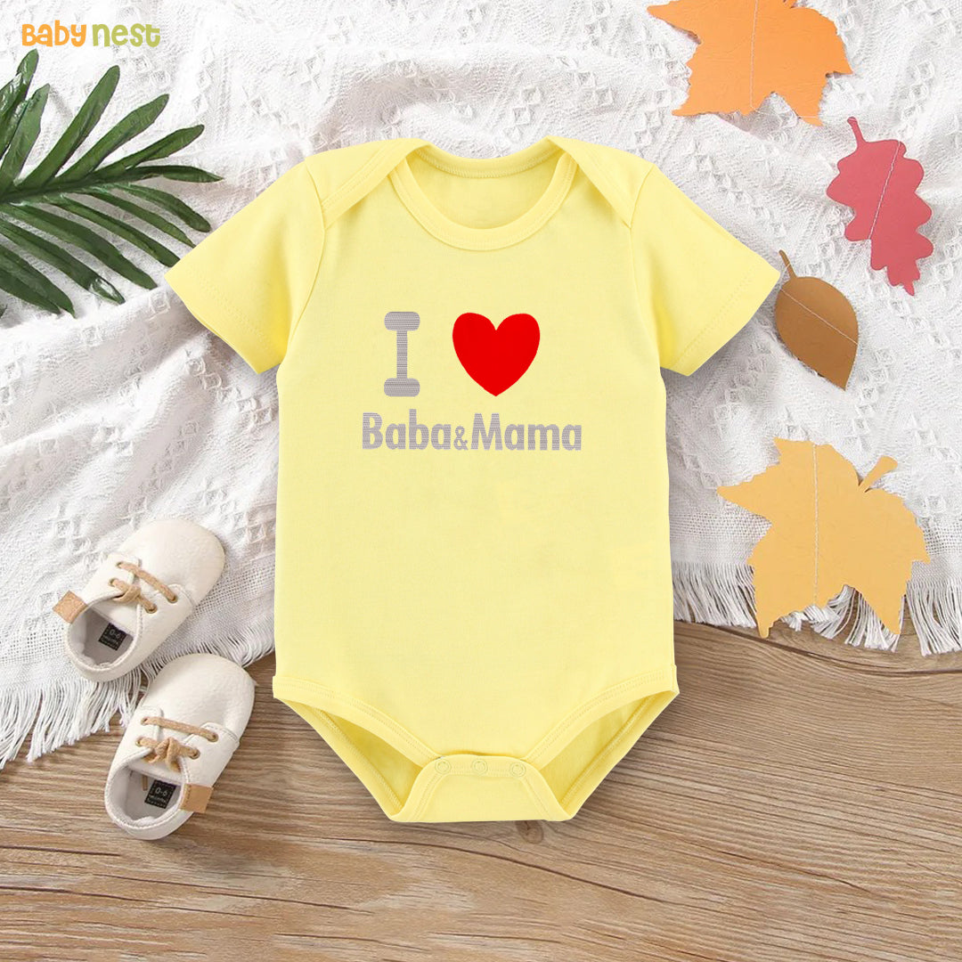 Easyclean Half Sleeves Onesie with I Love Baba & Mama Print