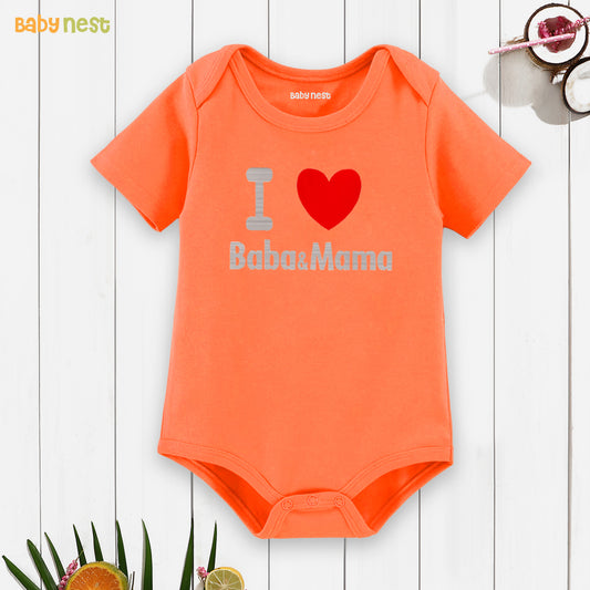 Easyclean Half Sleeves Onesie with I Love Baba & Mama Print