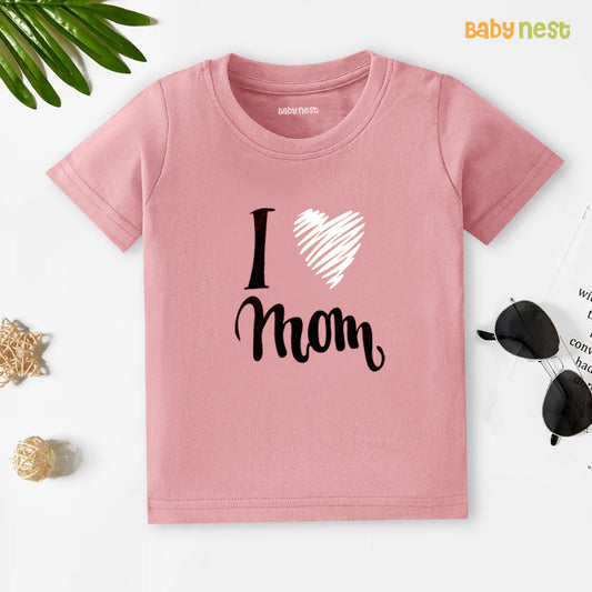 Half Sleeves T-Shirt With I Love Mom Print